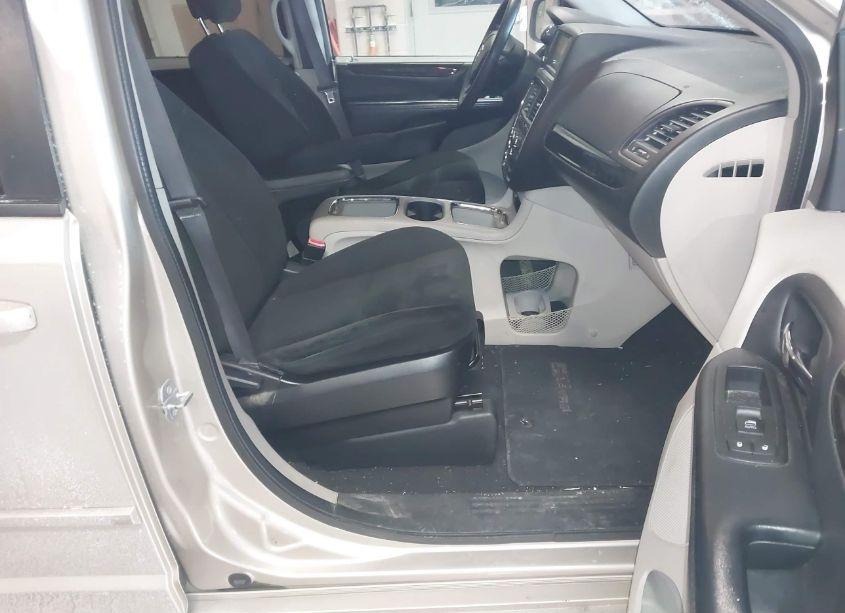 Photo 5 of 2015 Dodge Grand CARAVAN SXT (VIN 2C4RDGCGXFR719395)