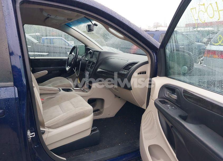 Photo 5 of 2015 Dodge Grand CARAVAN SXT (VIN 2C4RDGCGXFR732924)