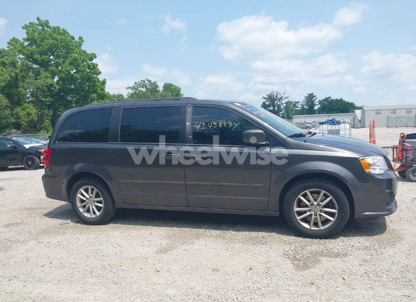 Photo 13 of 2016 Dodge Grand CARAVAN SXT (VIN 2C4RDGCGXGR160884)