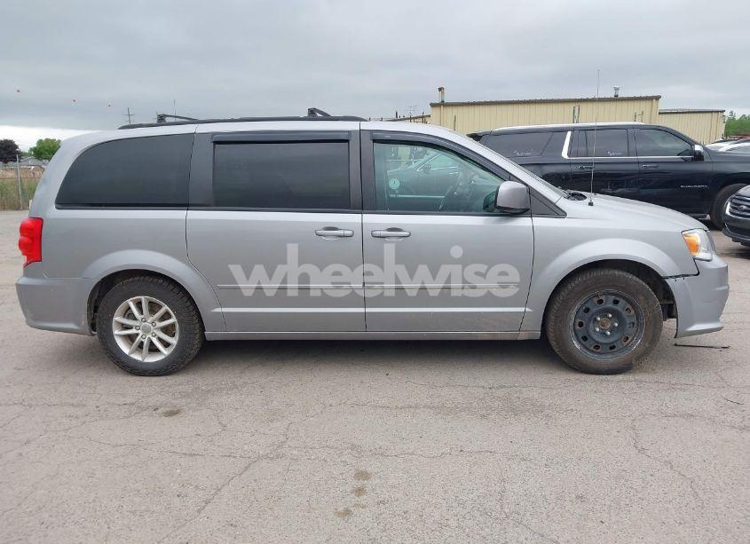 Photo 14 of 2016 Dodge Grand CARAVAN SXT (VIN 2C4RDGCGXGR183548)