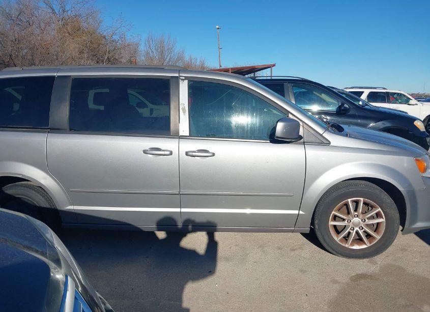 Photo 13 of 2016 Dodge Grand CARAVAN SXT (VIN 2C4RDGCGXGR251699)