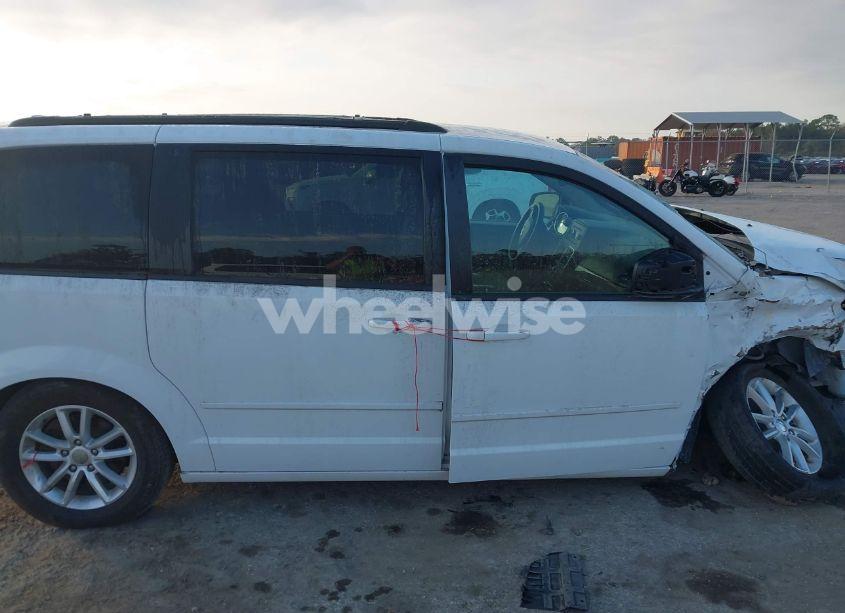 Photo 13 of 2016 Dodge Grand CARAVAN SXT (VIN 2C4RDGCGXGR257633)