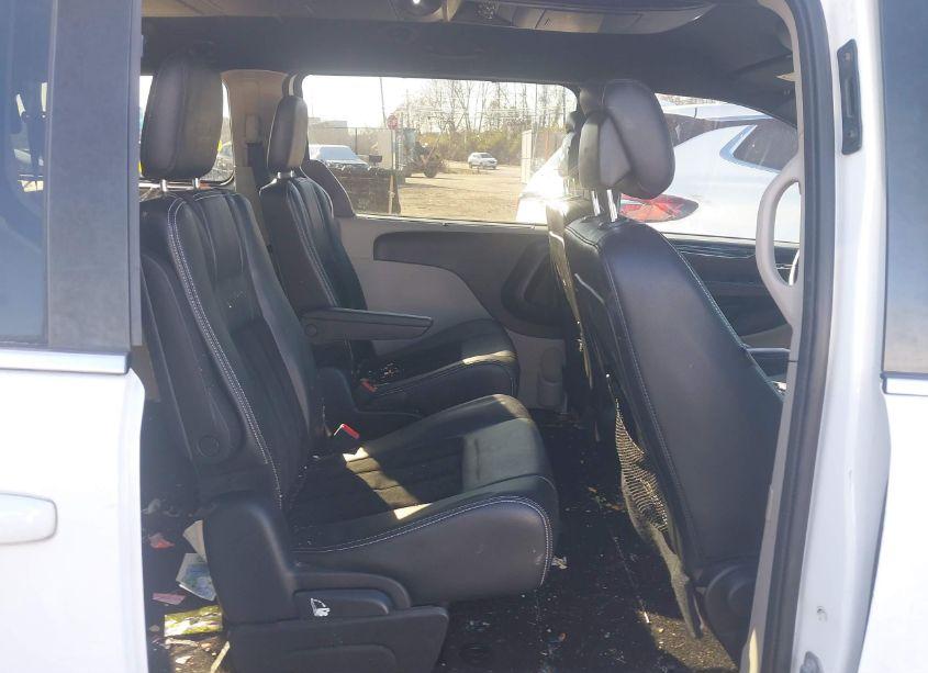 Photo 8 of 2017 Dodge Grand CARAVAN SXT (VIN 2C4RDGCGXHR554631)