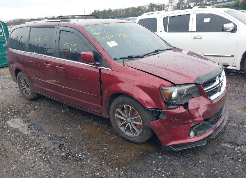 2017 Dodge Grand CARAVAN SXT (VIN 2C4RDGCGXHR596345) main photo
