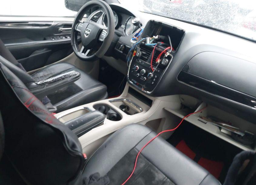 Photo 5 of 2017 Dodge Grand CARAVAN SXT (VIN 2C4RDGCGXHR596345)