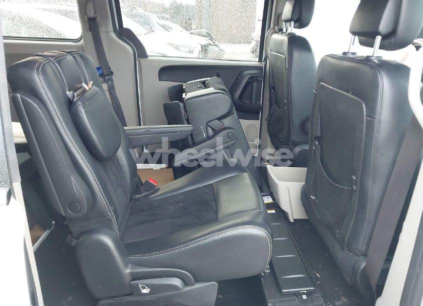 Photo 8 of 2017 Dodge Grand CARAVAN SXT (VIN 2C4RDGCGXHR617596)