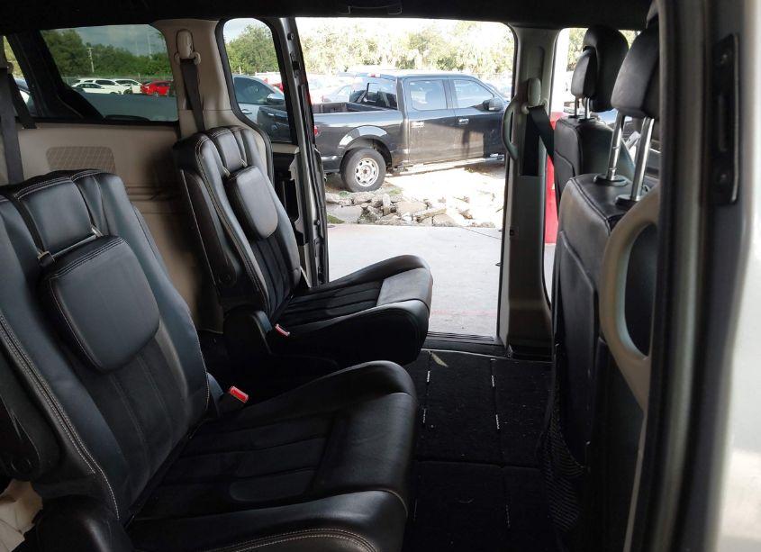 Photo 8 of 2017 Dodge Grand CARAVAN SXT (VIN 2C4RDGCGXHR629909)