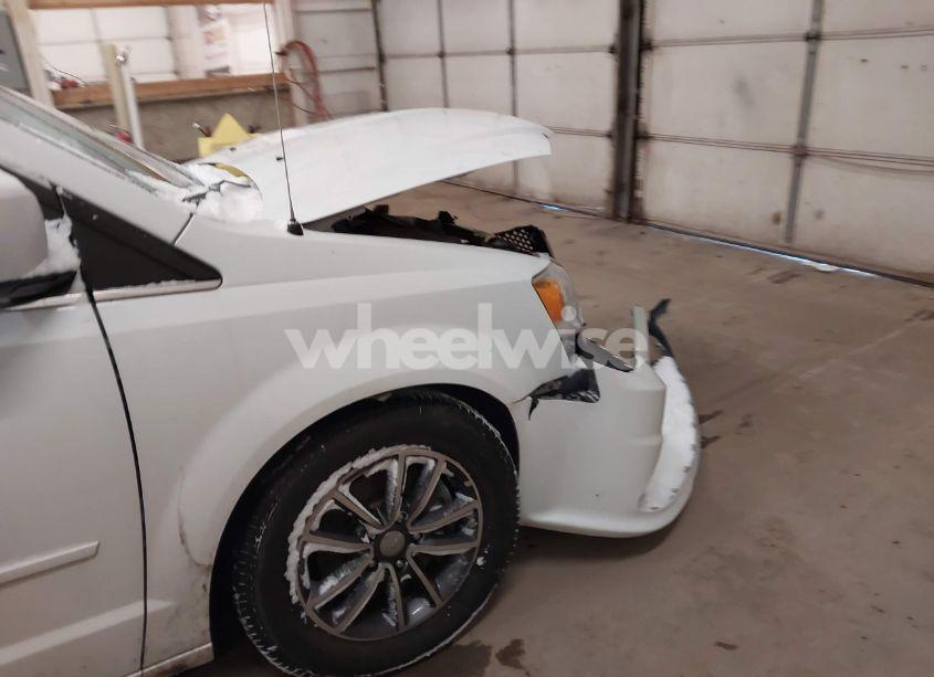 Photo 6 of 2017 Dodge Grand CARAVAN SXT (VIN 2C4RDGCGXHR696378)