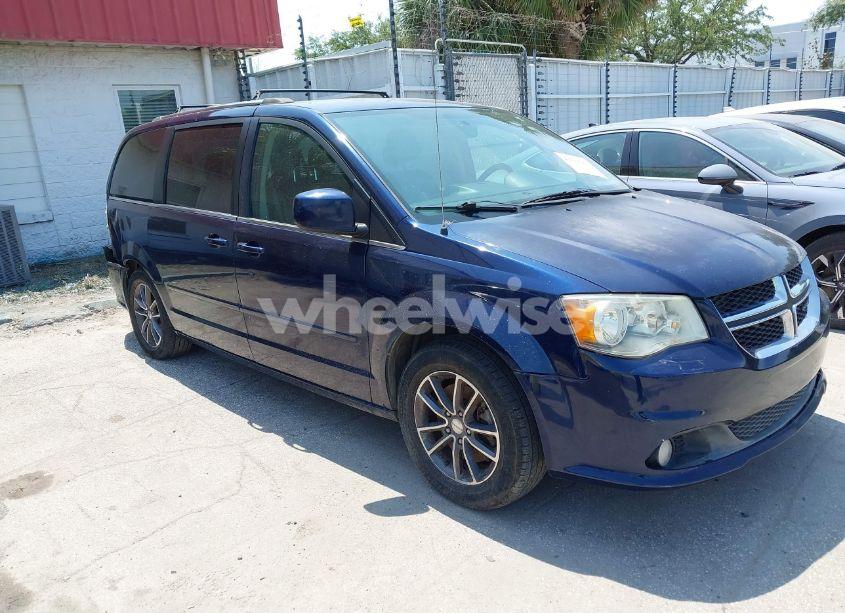 2017 Dodge Grand CARAVAN SXT (VIN 2C4RDGCGXHR697613) main photo