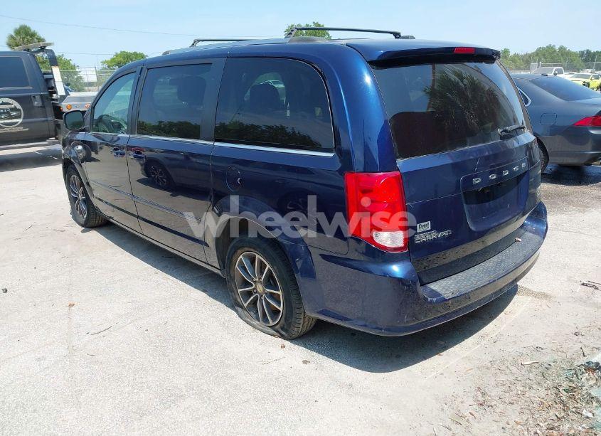 Photo 3 of 2017 Dodge Grand CARAVAN SXT (VIN 2C4RDGCGXHR697613)