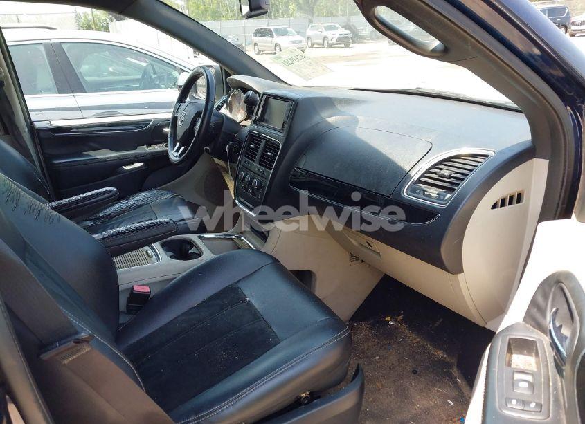 Photo 5 of 2017 Dodge Grand CARAVAN SXT (VIN 2C4RDGCGXHR697613)