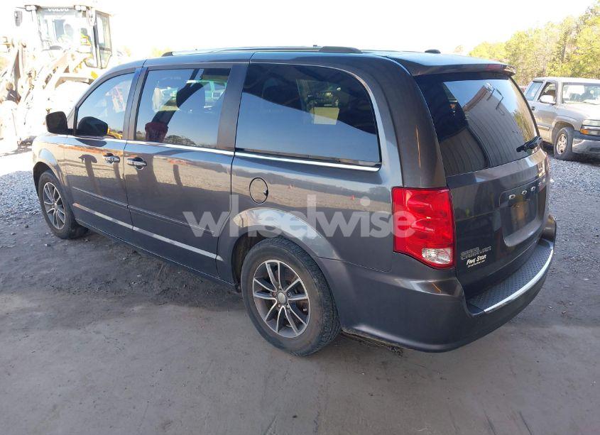 Photo 3 of 2017 Dodge Grand CARAVAN SXT (VIN 2C4RDGCGXHR697966)