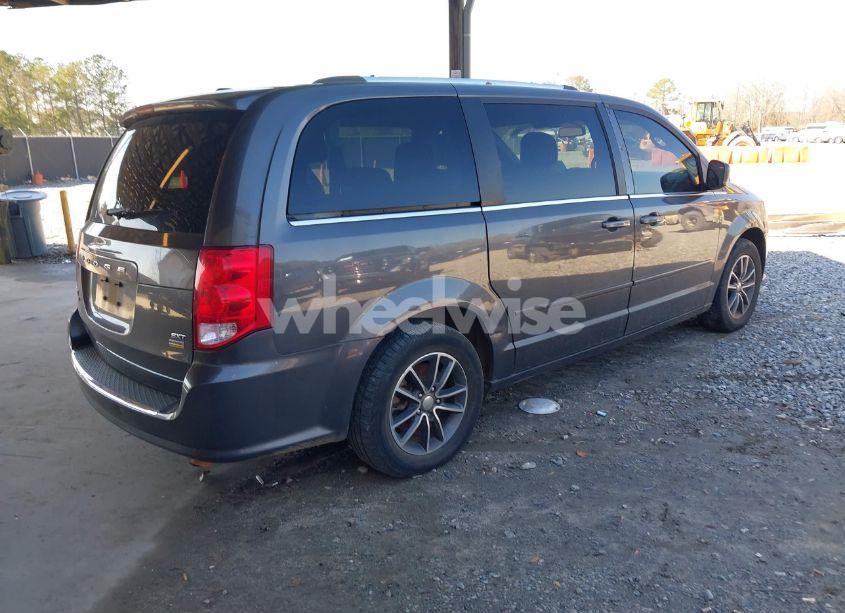 Photo 4 of 2017 Dodge Grand CARAVAN SXT (VIN 2C4RDGCGXHR697966)