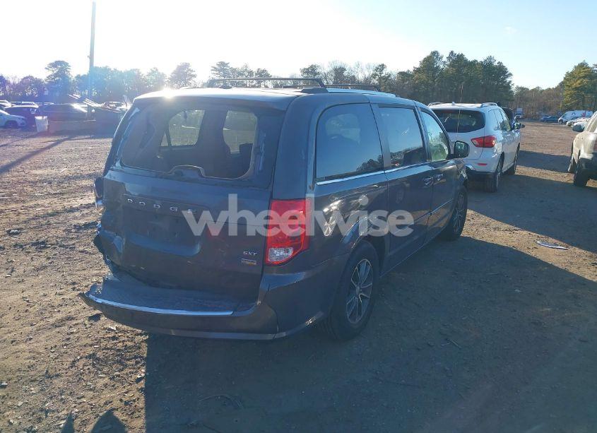 Photo 4 of 2017 Dodge Grand CARAVAN SXT (VIN 2C4RDGCGXHR735888)