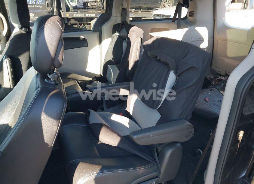 Photo 8 of 2017 Dodge Grand CARAVAN SXT (VIN 2C4RDGCGXHR735888)