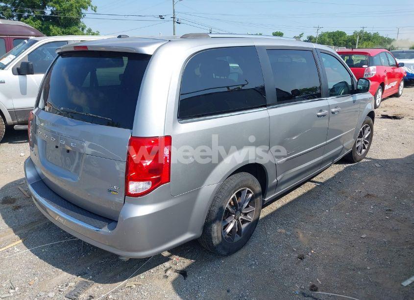 Photo 4 of 2017 Dodge Grand CARAVAN SXT (VIN 2C4RDGCGXHR774366)
