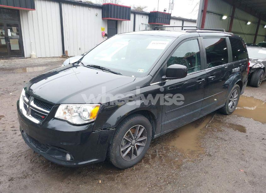 Photo 2 of 2017 Dodge Grand CARAVAN SXT (VIN 2C4RDGCGXHR858414)