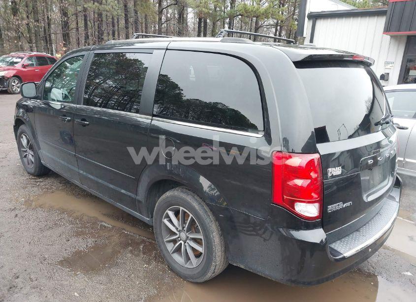 Photo 3 of 2017 Dodge Grand CARAVAN SXT (VIN 2C4RDGCGXHR858414)