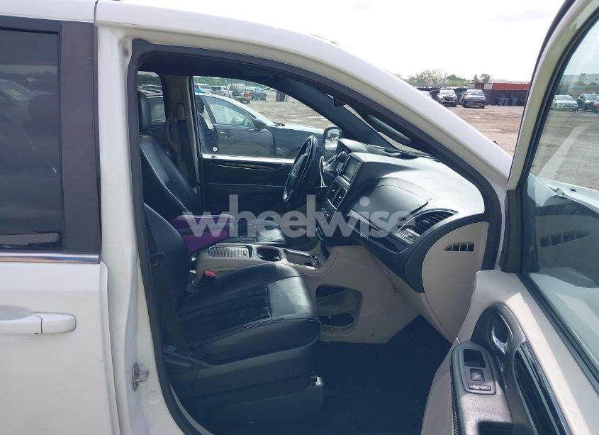 Photo 5 of 2017 Dodge Grand CARAVAN SXT (VIN 2C4RDGCGXHR861359)