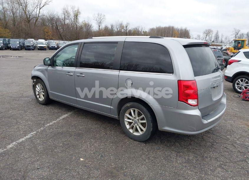 Photo 3 of 2018 Dodge Grand CARAVAN SXT (VIN 2C4RDGCGXJR192497)