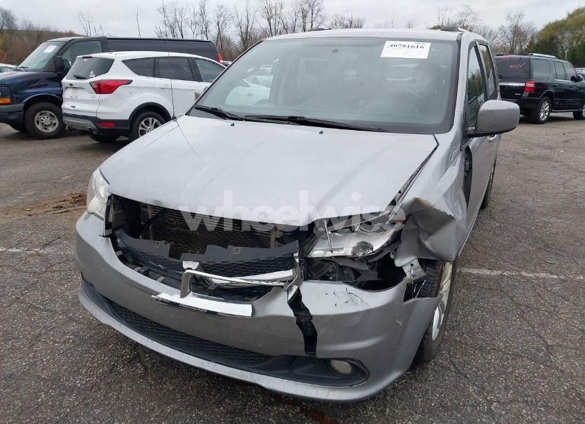 Photo 6 of 2018 Dodge Grand CARAVAN SXT (VIN 2C4RDGCGXJR192497)