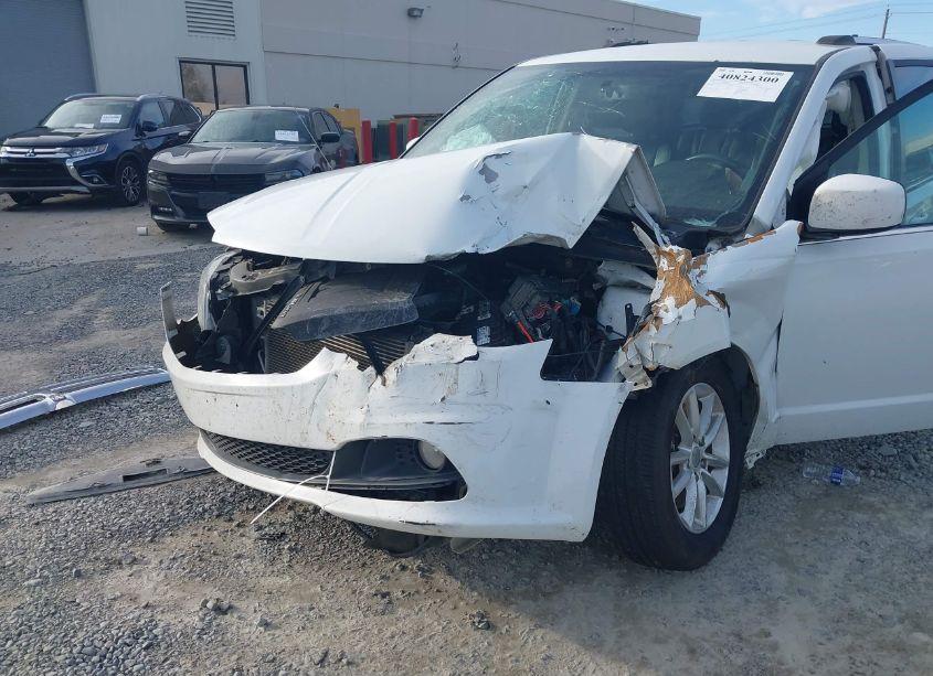 Photo 6 of 2018 Dodge Grand CARAVAN SXT (VIN 2C4RDGCGXJR225840)