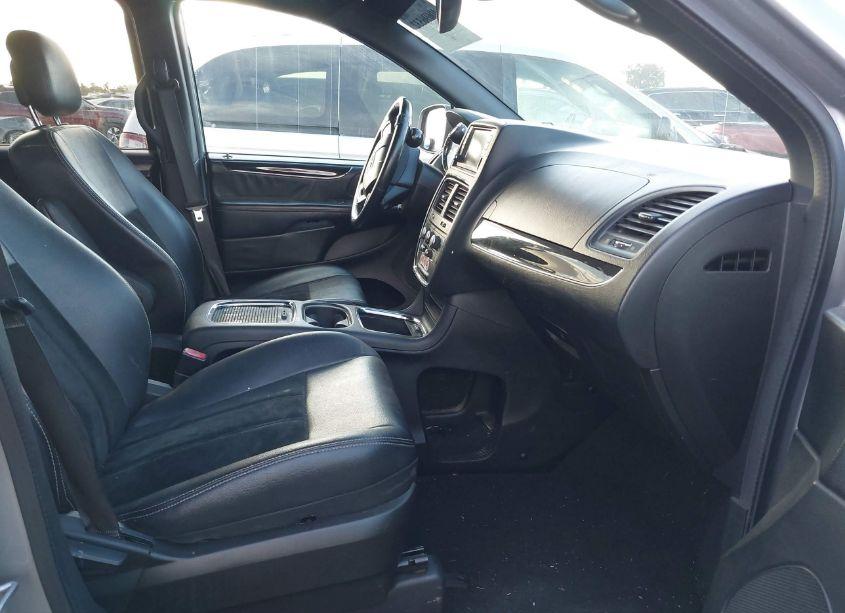 Photo 5 of 2018 Dodge Grand CARAVAN SXT (VIN 2C4RDGCGXJR258529)