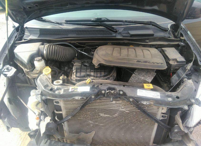 Photo 10 of 2019 Dodge Grand CARAVAN SXT (VIN 2C4RDGCGXKR557827)