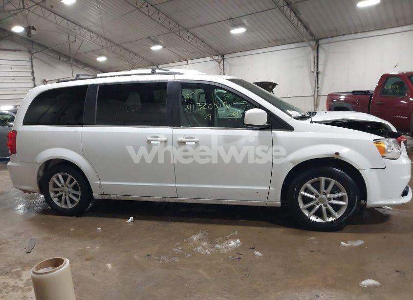 Photo 13 of 2019 Dodge Grand CARAVAN SXT (VIN 2C4RDGCGXKR591430)