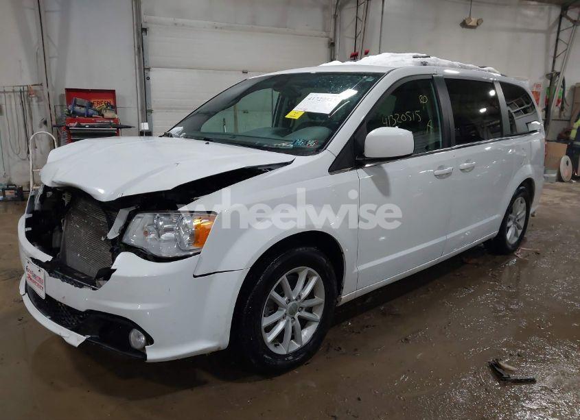 Photo 2 of 2019 Dodge Grand CARAVAN SXT (VIN 2C4RDGCGXKR591430)
