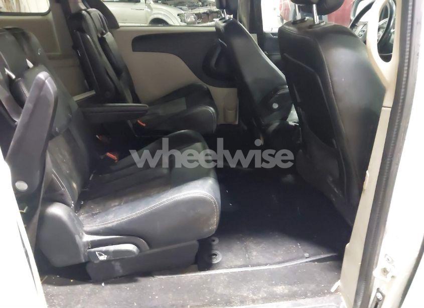 Photo 8 of 2019 Dodge Grand CARAVAN SXT (VIN 2C4RDGCGXKR591430)