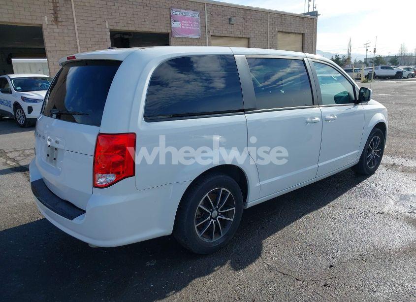 Photo 4 of 2019 Dodge Grand CARAVAN SXT (VIN 2C4RDGCGXKR606069)