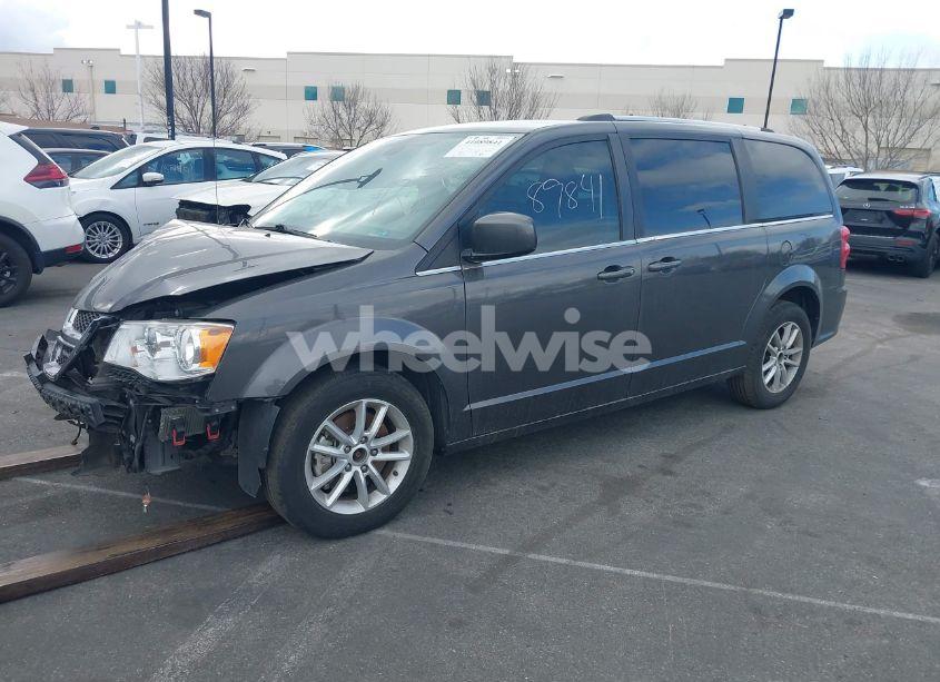 Photo 2 of 2019 Dodge Grand CARAVAN SXT (VIN 2C4RDGCGXKR642389)