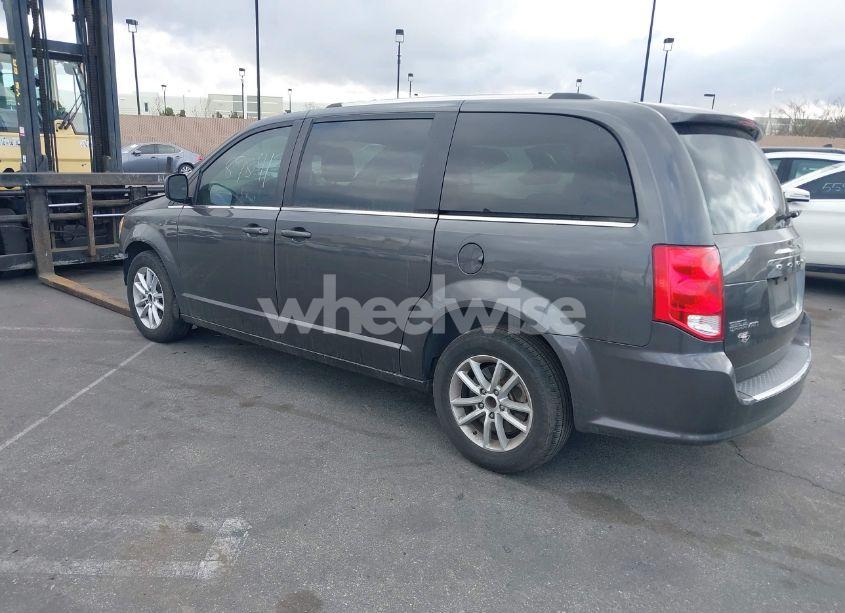 Photo 3 of 2019 Dodge Grand CARAVAN SXT (VIN 2C4RDGCGXKR642389)