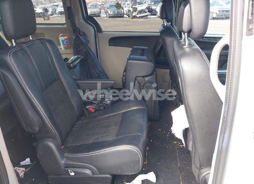 Photo 8 of 2019 Dodge Grand CARAVAN SXT (VIN 2C4RDGCGXKR656289)