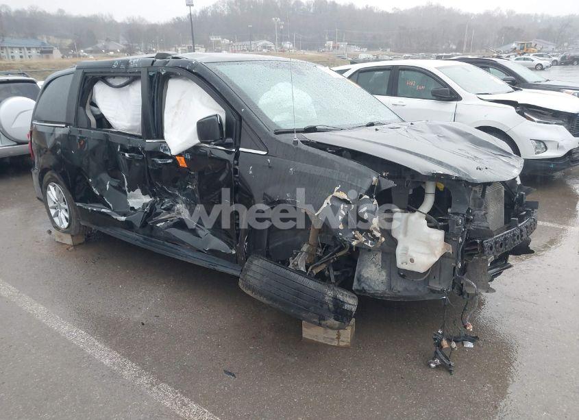 2019 Dodge Grand CARAVAN SXT (VIN 2C4RDGCGXKR671908) main photo