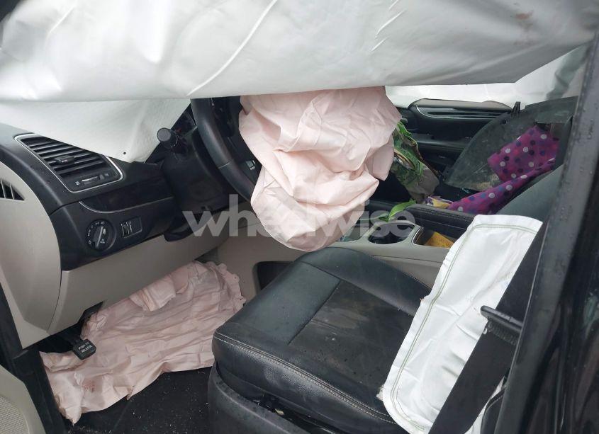 Photo 5 of 2019 Dodge Grand CARAVAN SXT (VIN 2C4RDGCGXKR671908)