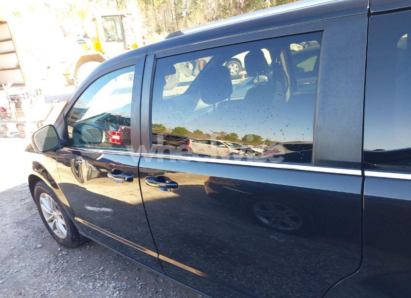 Photo 14 of 2019 Dodge Grand CARAVAN SXT (VIN 2C4RDGCGXKR691186)