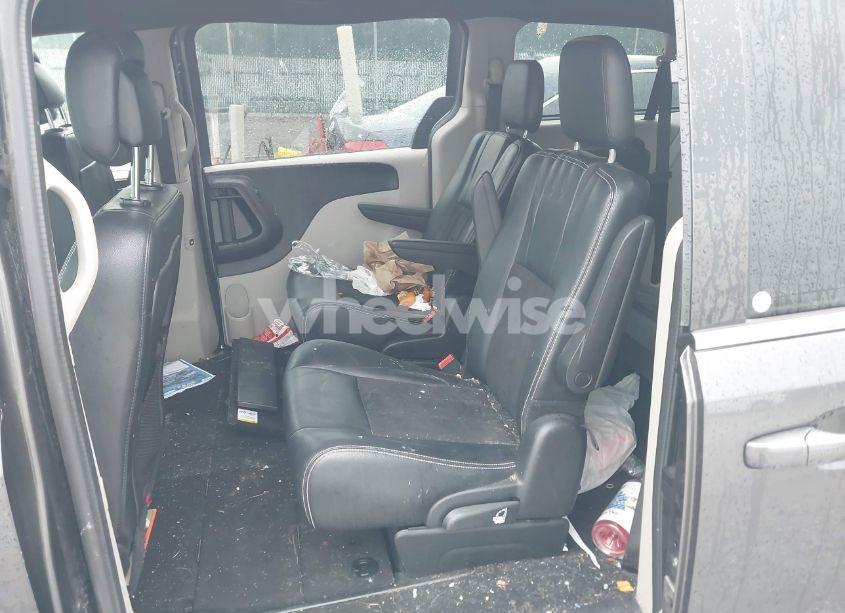 Photo 8 of 2019 Dodge Grand CARAVAN SXT (VIN 2C4RDGCGXKR712943)