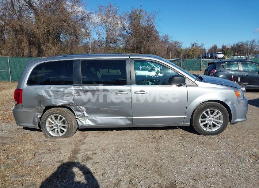 Photo 13 of 2019 Dodge Grand CARAVAN SXT (VIN 2C4RDGCGXKR743447)