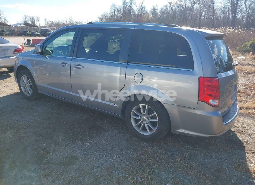 Photo 3 of 2019 Dodge Grand CARAVAN SXT (VIN 2C4RDGCGXKR743447)