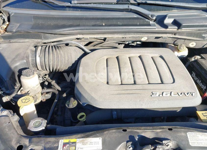 Photo 10 of 2013 Dodge Grand CARAVAN CREW (VIN 2C4RDGDG1DR676738)