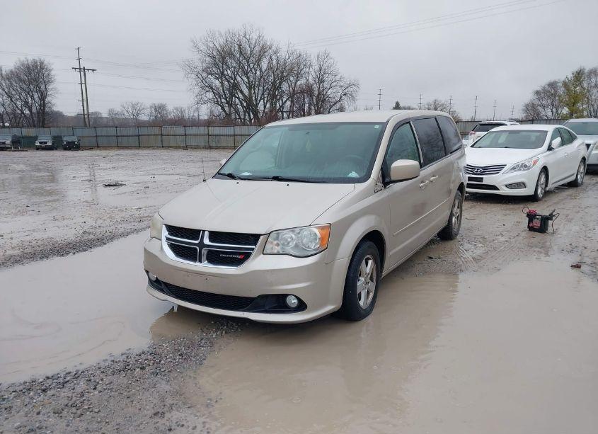 Photo 2 of 2013 Dodge Grand CARAVAN CREW (VIN 2C4RDGDG7DR503046)