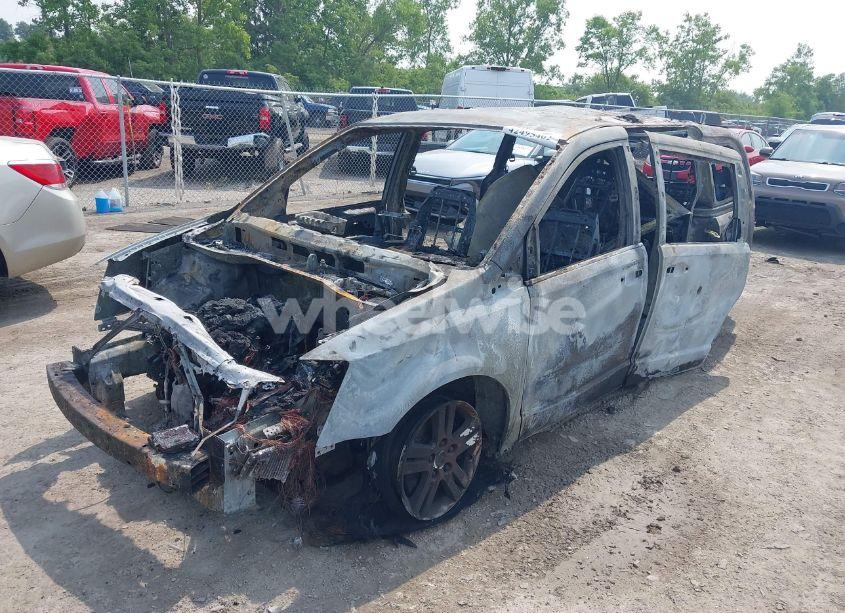 Photo 2 of 2013 Dodge Grand CARAVAN CREW (VIN 2C4RDGDG8DR727636)