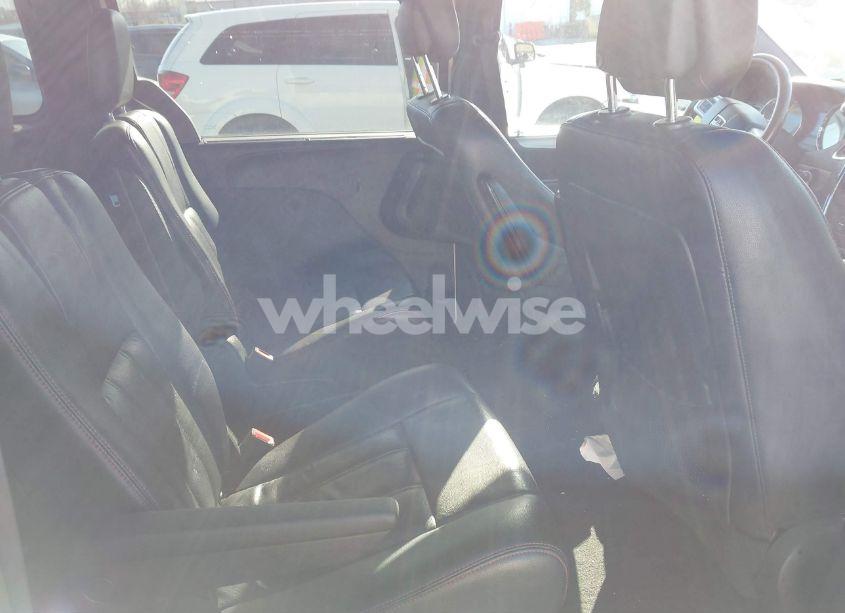 Photo 8 of 2012 Dodge Grand CARAVAN R/T (VIN 2C4RDGEG0CR114438)