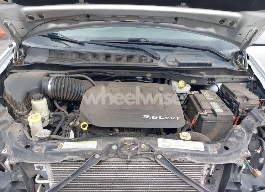 Photo 10 of 2012 Dodge Grand CARAVAN R/T (VIN 2C4RDGEG0CR307270)