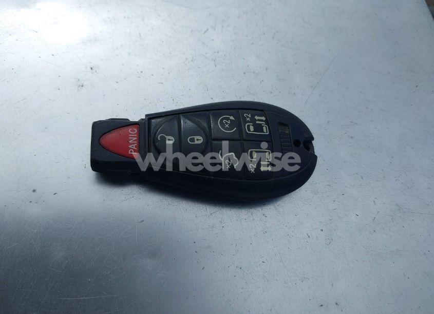 Photo 11 of 2012 Dodge Grand CARAVAN R/T (VIN 2C4RDGEG0CR307270)