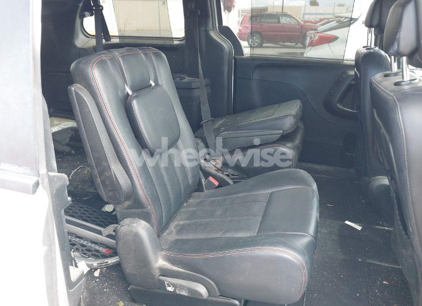 Photo 8 of 2012 Dodge Grand CARAVAN R/T (VIN 2C4RDGEG0CR307270)