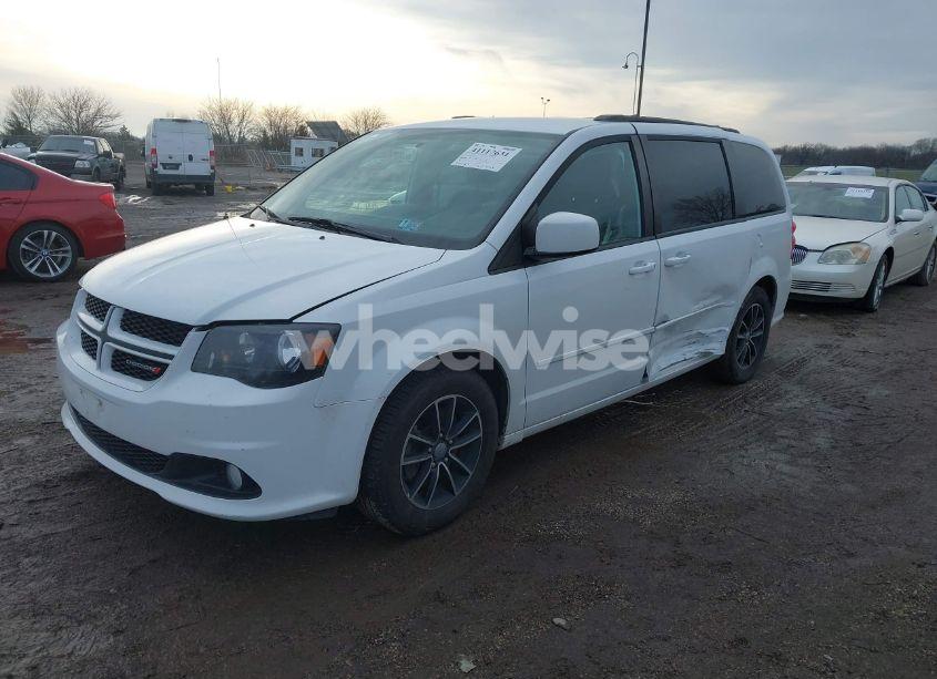 Photo 2 of 2016 Dodge Grand CARAVAN R/T (VIN 2C4RDGEG0GR275328)