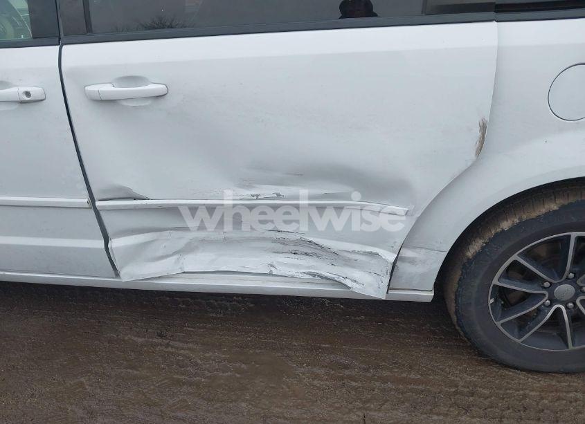 Photo 6 of 2016 Dodge Grand CARAVAN R/T (VIN 2C4RDGEG0GR275328)